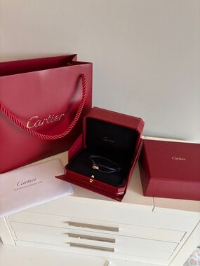 Cartier Trinity Cord Bracelet with Red Gift Set with Navy Bracelet Strap